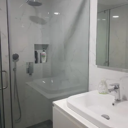 Chic Escape Near Blloku Appartamento Tirana